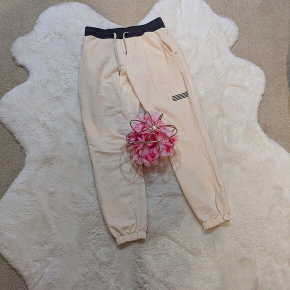 Vuori Dream Knit Women's Joggers Small - Picture 2 of 10